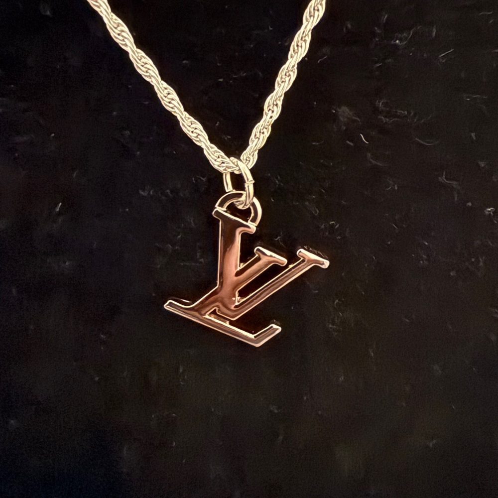 Louis Vuitton silver Pendant Necklace